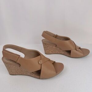 Clarks Women's Margee Eve Heeled Sandal Corked Wedges Tan Leather US Size 9.5